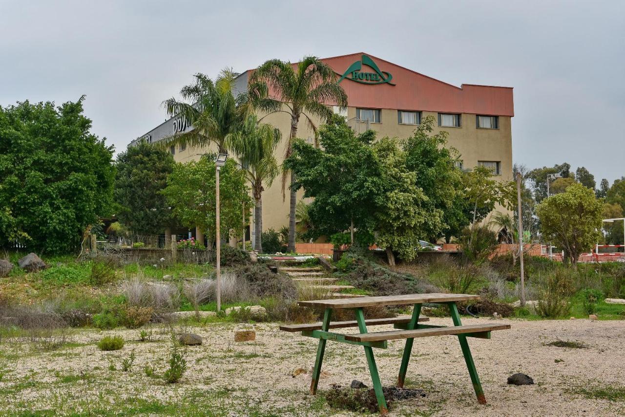 Pearl Of The Valley Hotel Kfar Tavor Екстер'єр фото