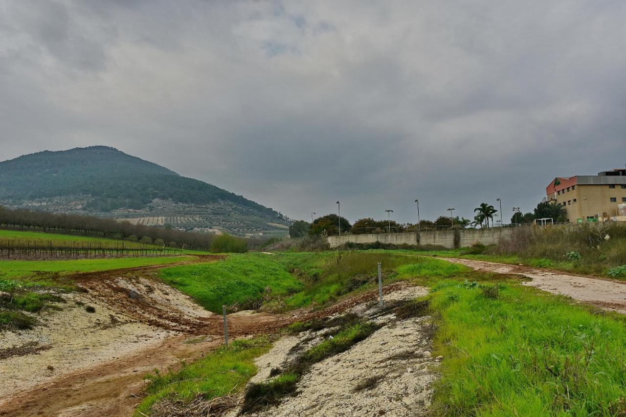 Pearl Of The Valley Hotel Kfar Tavor Екстер'єр фото