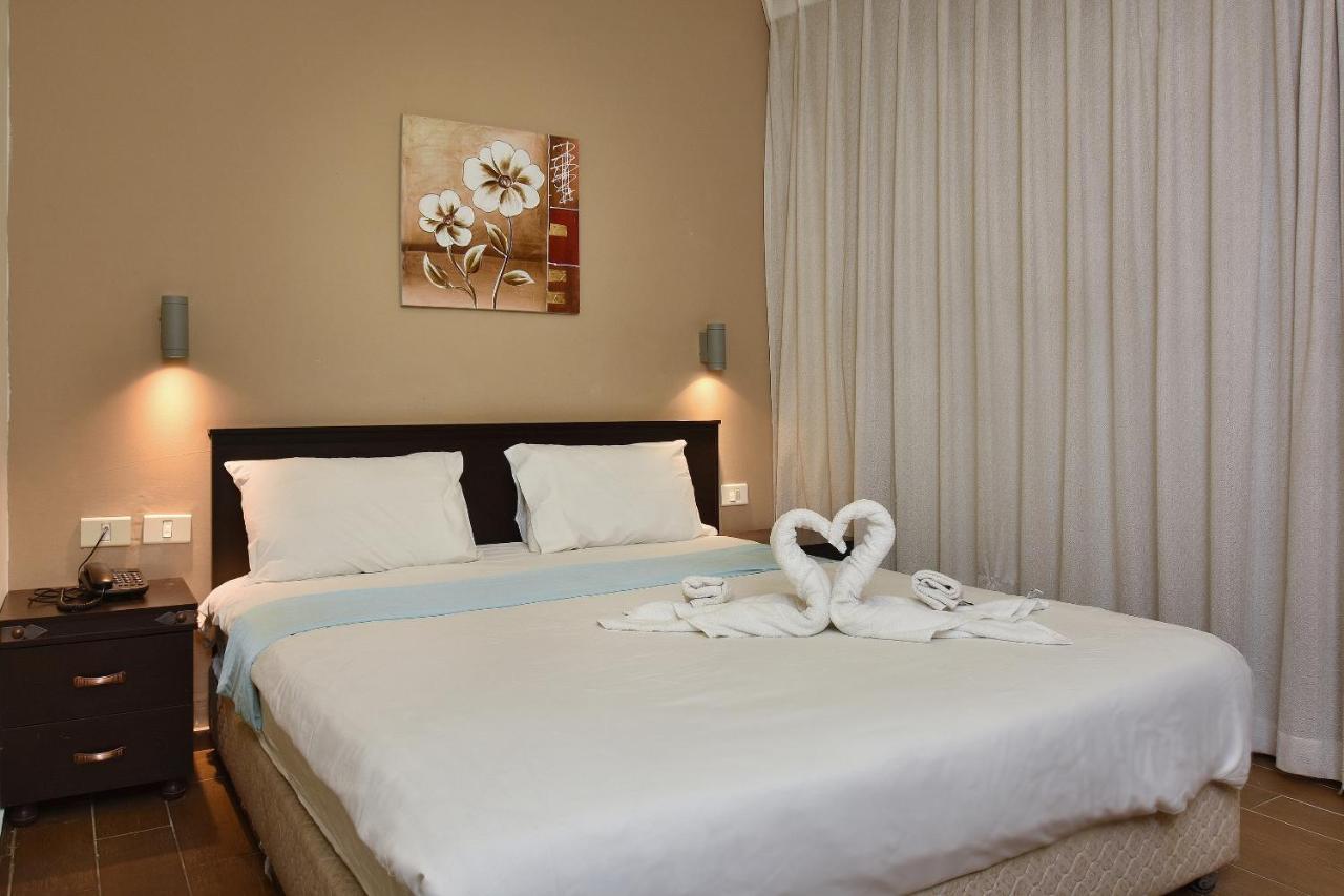 Pearl Of The Valley Hotel Kfar Tavor Екстер'єр фото