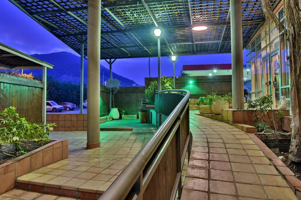 Pearl Of The Valley Hotel Kfar Tavor Екстер'єр фото